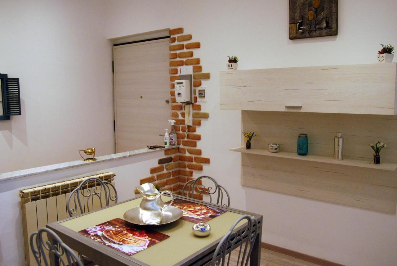 Casa Donna Lidia Appartement Savona Buitenkant foto
