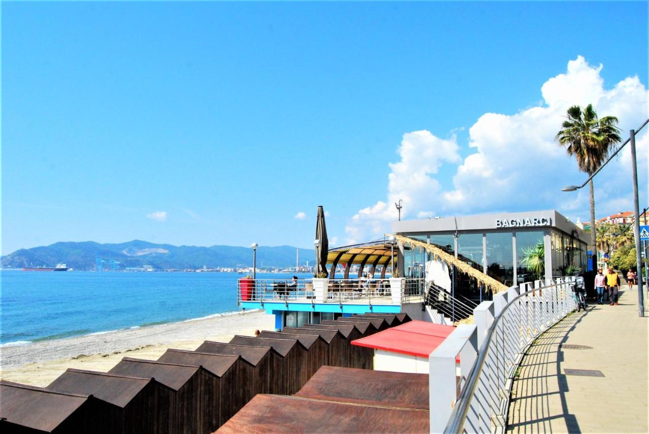 Casa Donna Lidia Appartement Savona Buitenkant foto